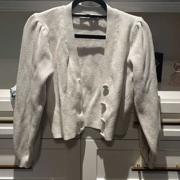 White Zara Sweater with cute shoulder detail - Picture 1 of 2